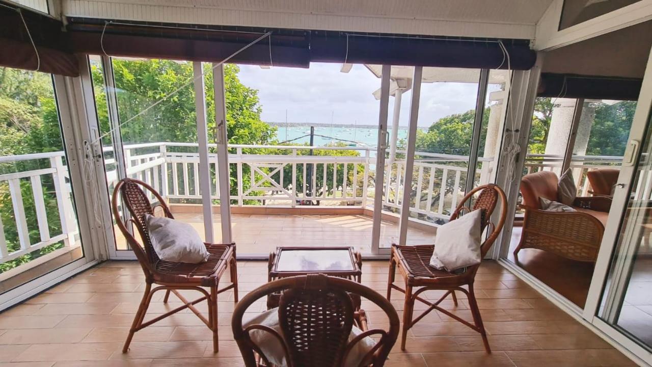 Beachfront Penthouse With Panoramic Ocean View Grand Baie Exterior photo